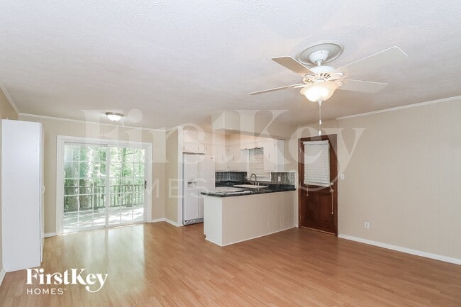 Building Photo - 3082 Lake Ranch Dr