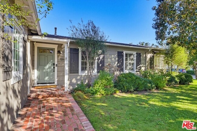 Foto del edificio - 12005 Hesby St