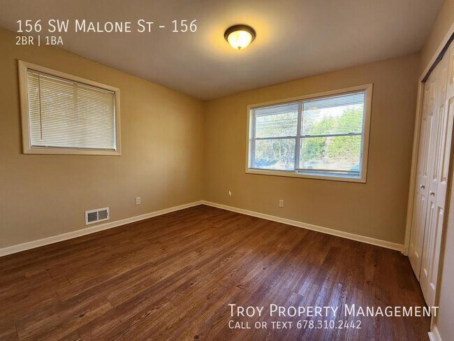 Building Photo - 156 SW Malone St