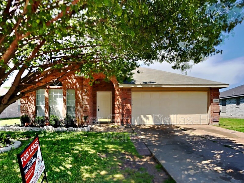 Primary Photo - 207 Lake Wichita Dr