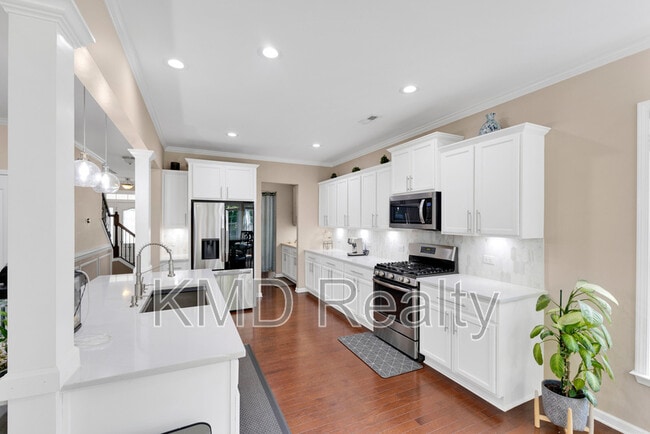 Building Photo - 9312 Ardrey Woods Dr