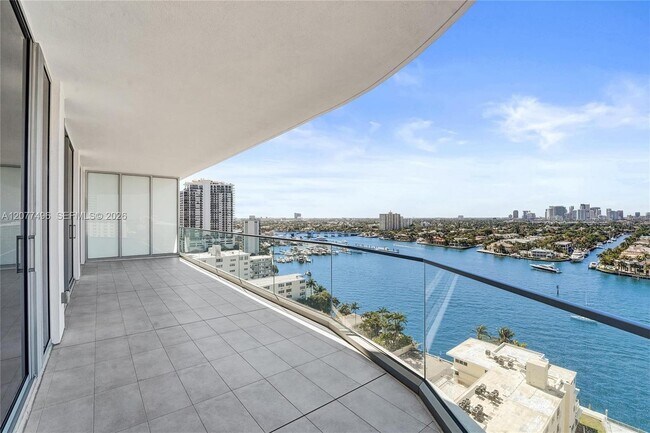 Foto del edificio - 153 N Seabreeze Blvd