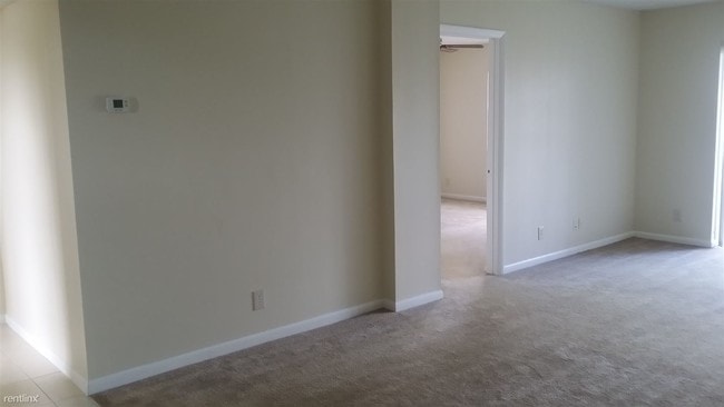 Building Photo - 8735 Ramblewood Dr