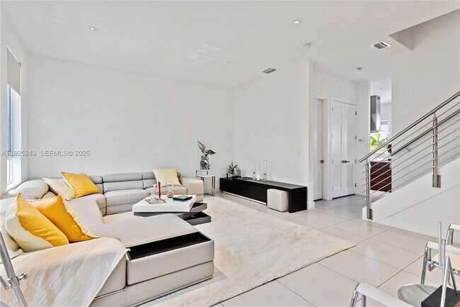 Foto del edificio - 9187 NW 33rd St