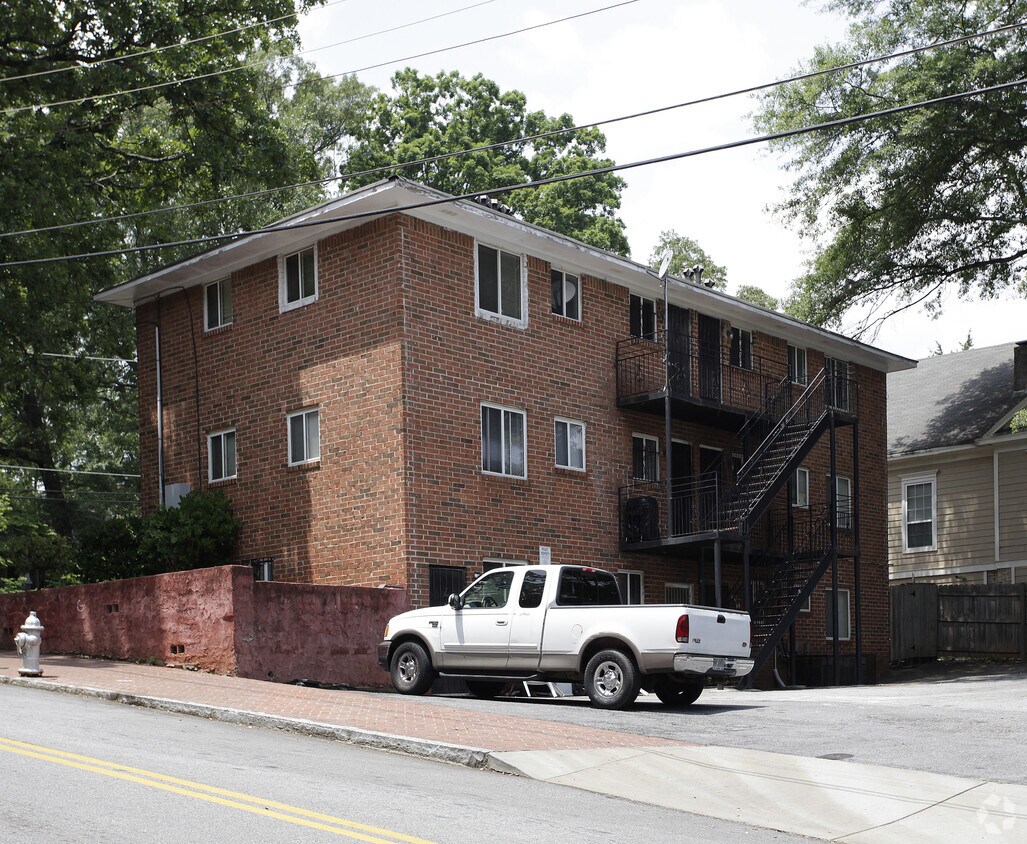 Building Photo - 516 SW Holderness St