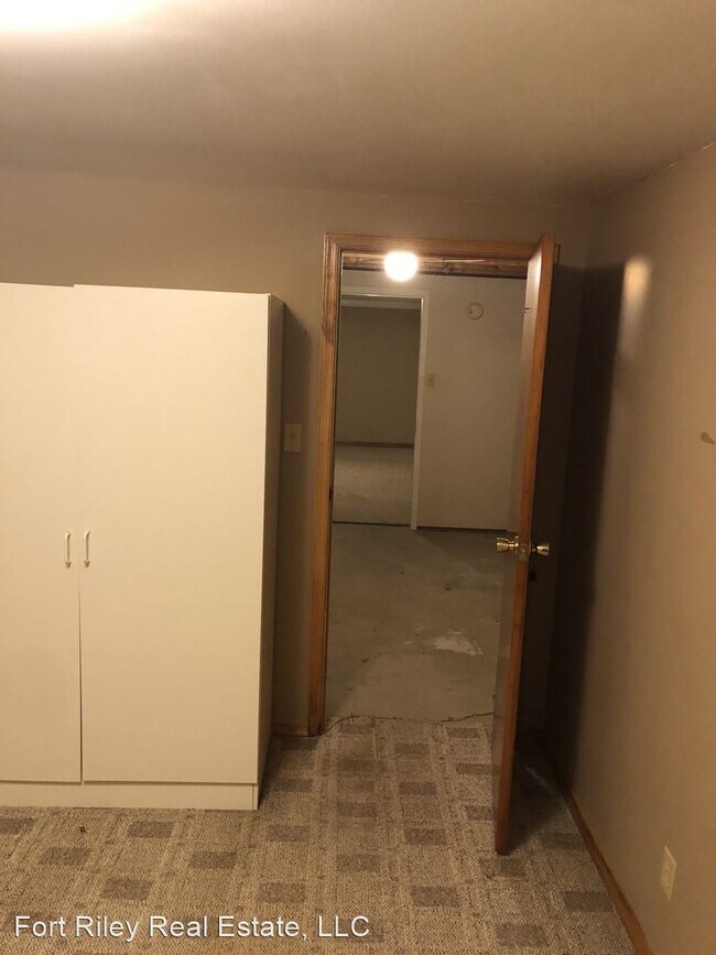 Foto del edificio - 4 br, 1.5 bath House - 212 South F Street