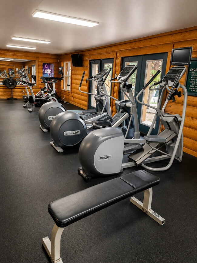 Gym - Timber Ridge Apartments