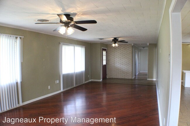 Building Photo - 3 br, 2 bath House - 4929 Weaver Rd