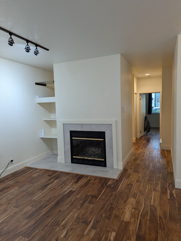 Photo - 143 Bayside Ct (Richmond, CA)