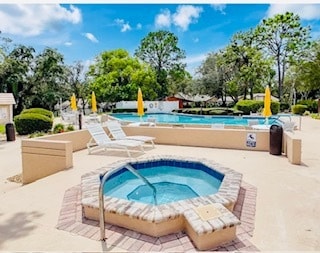 Foto del edificio - 7569 Heather Walk Dr