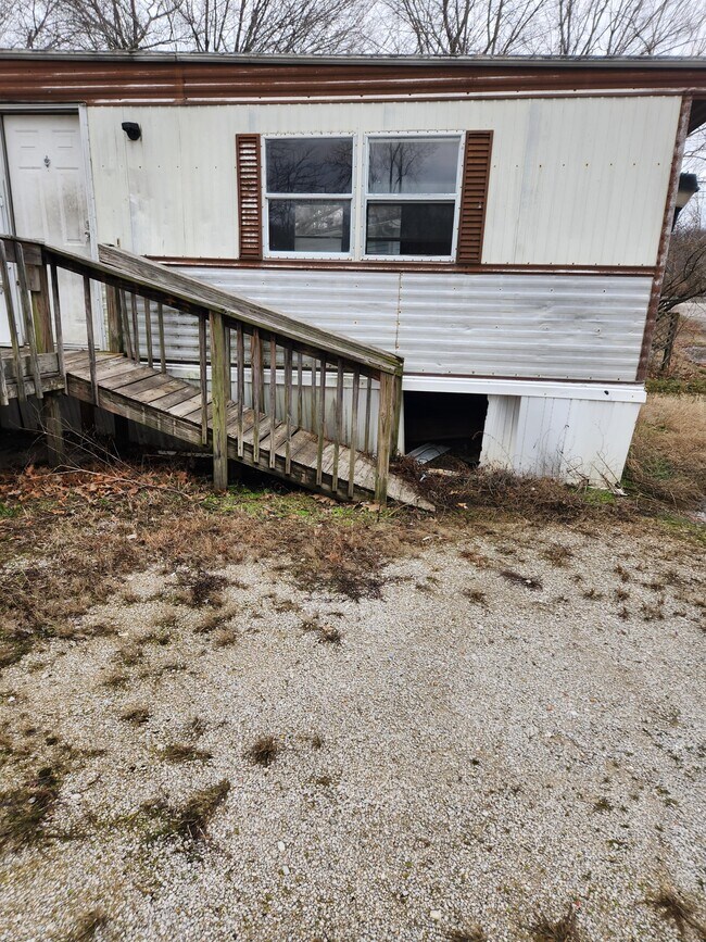 Building Photo - 6845 Hwy 2830