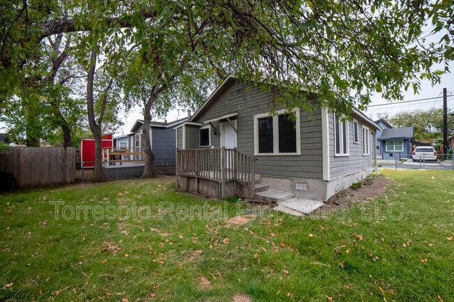 Foto del edificio - 1946 Nolan St