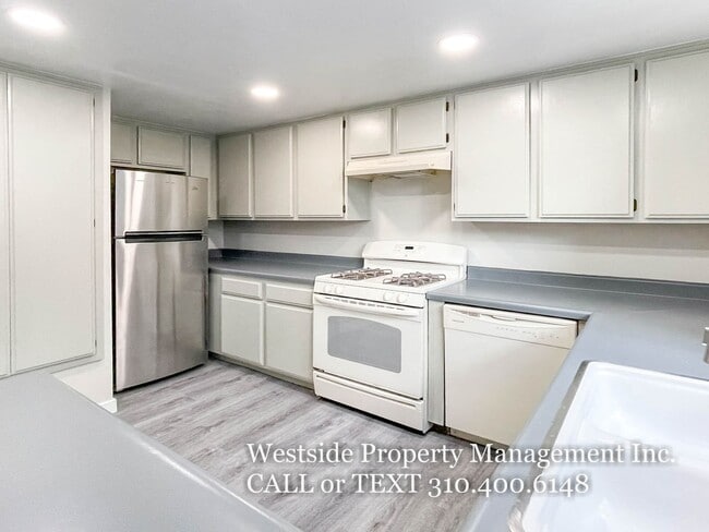 Building Photo - 3739 S Centinela Ave