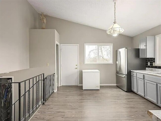 Foto del edificio - 1068 122nd Ave NW