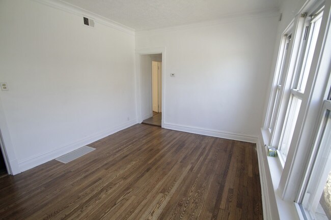 Foto del edificio - 4515 W Diversey Ave