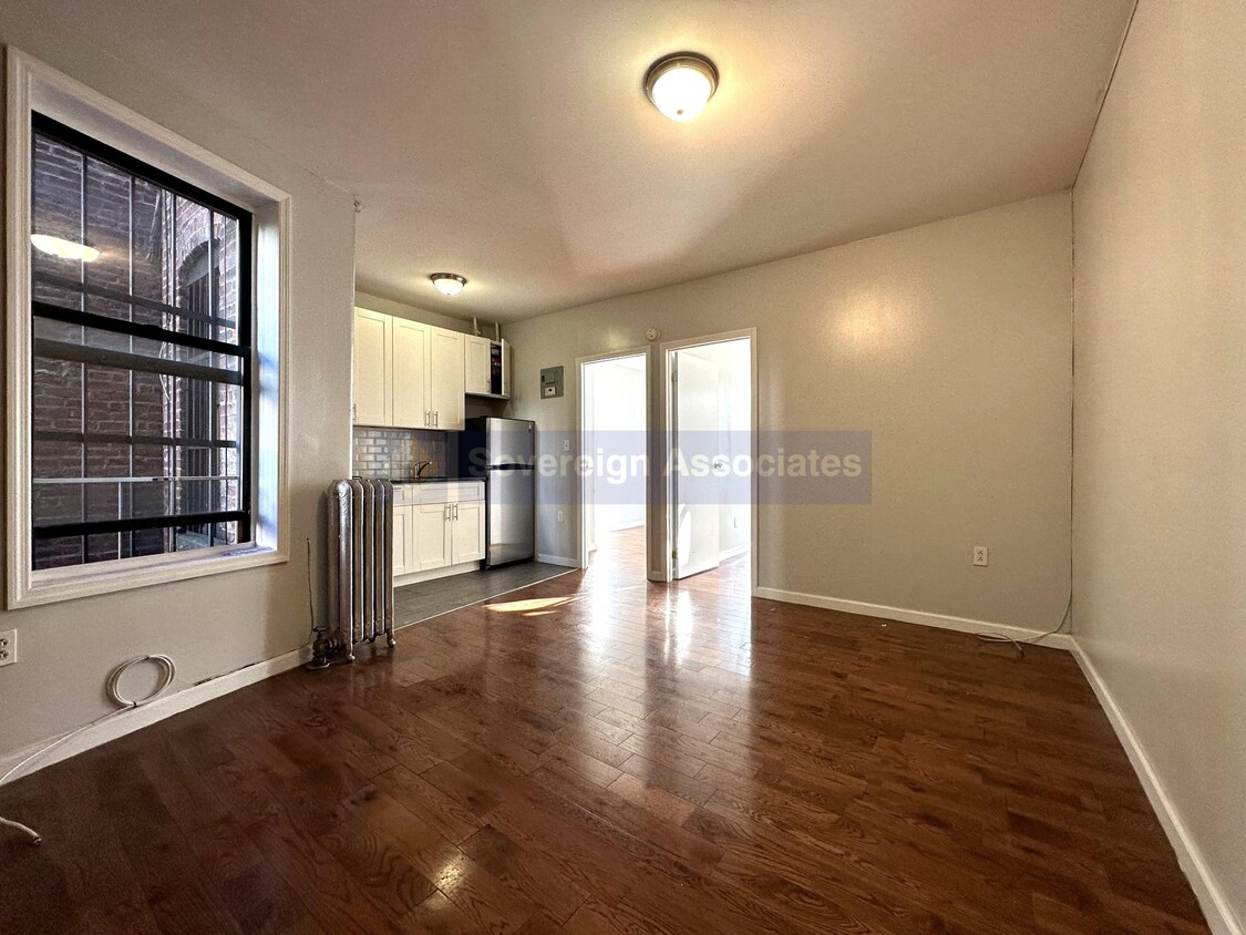 Foto principal - 571 W 159th St