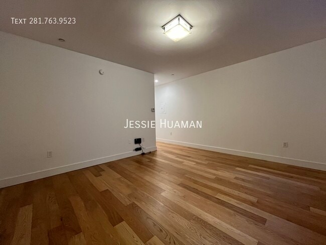 Photo - 50 Murray St Apartment