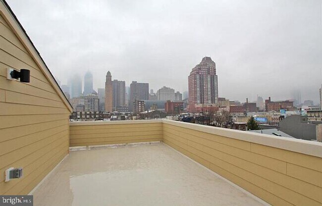 Building Photo - 1518 Kater St
