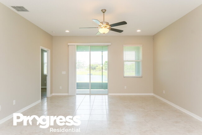 Foto del edificio - 11413 Acacia Grove Ln