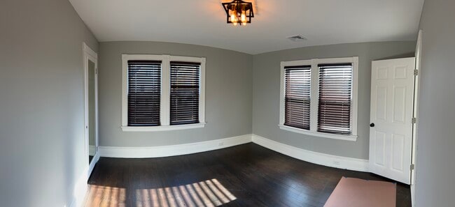 Foto del edificio - 72 Delaware Ave