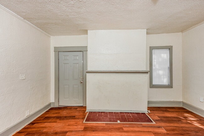 Building Photo - 8036 4th Ave N