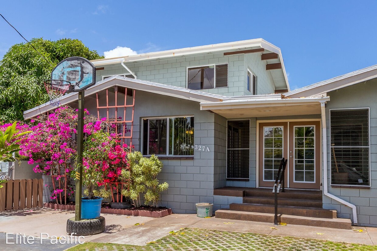 Primary Photo - 3 br, 1.5 bath House - 327 Kihapai St
