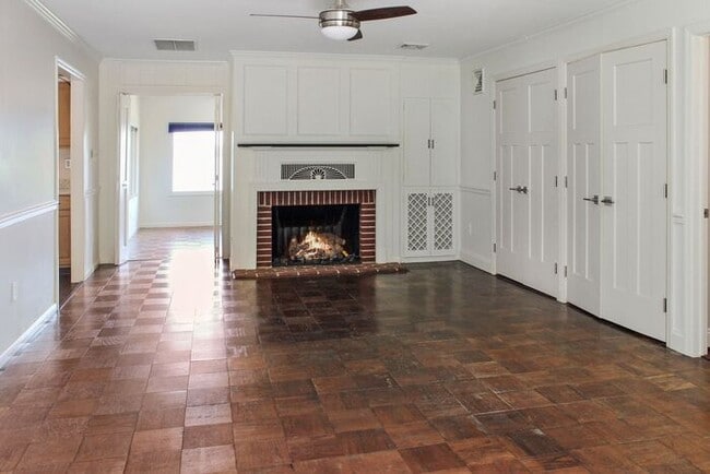 Building Photo - 5415 Heron Bay Cove
