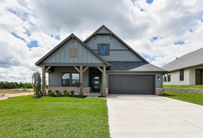 Building Photo - 4924 Sand Lily Ln