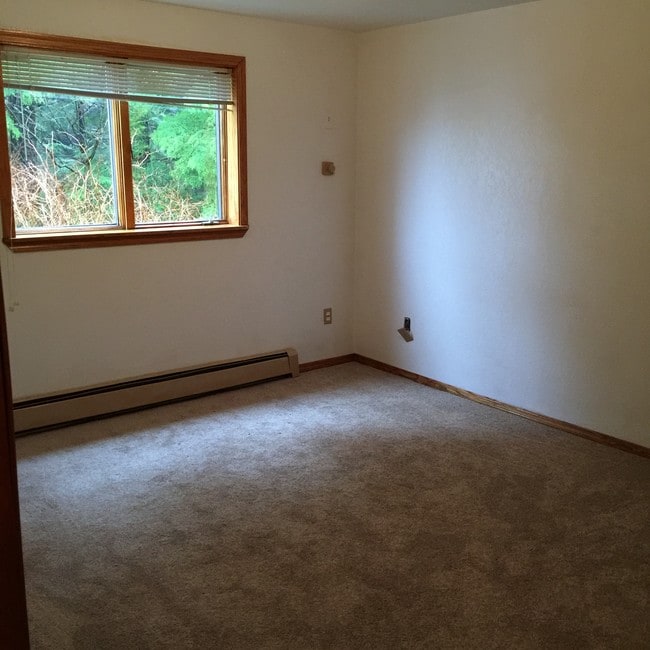 Bedroom 2 - 301 Spruce St