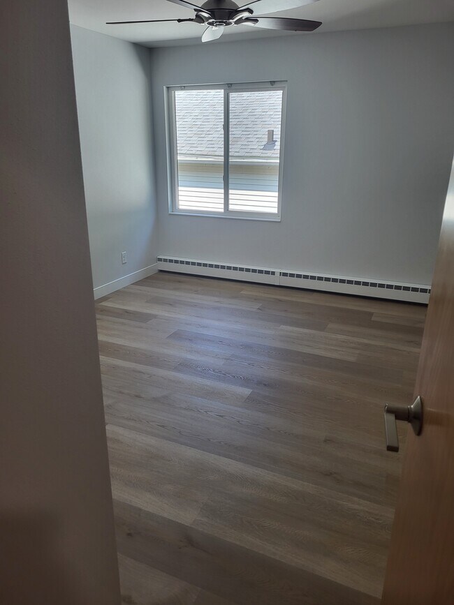 Foto del edificio - 137-141 N Franklin St