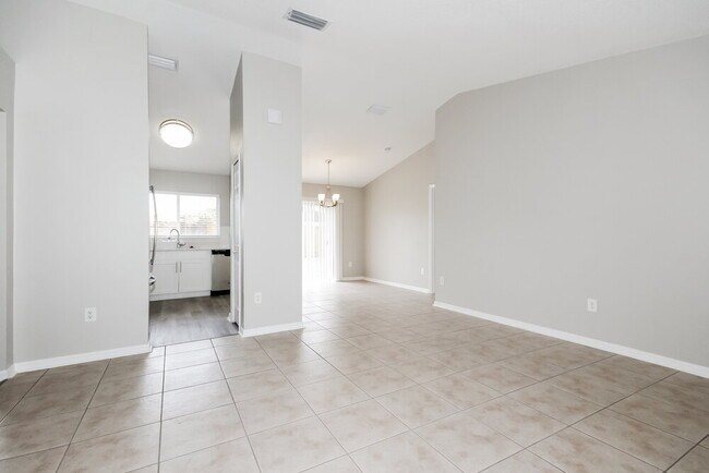 Foto del edificio - 1515 Birchstone Ave