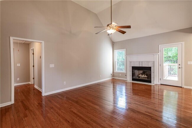 Building Photo - 705 Oxford Crest Ct NW