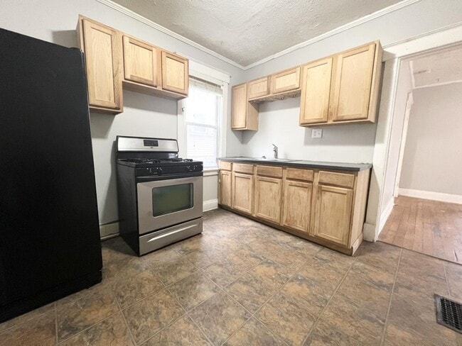 Photo - 2861 Marshall Avenue Apartment