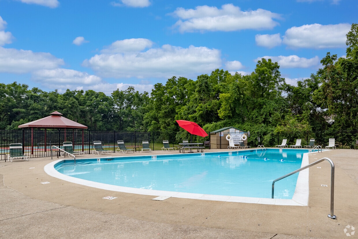 Primary Photo - Countrybrook Apartments