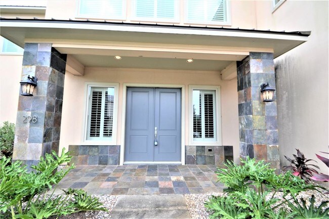 Building Photo - 298 Debbie Ln