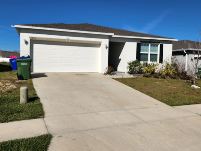 Building Photo - 1214 Salisbury Dr