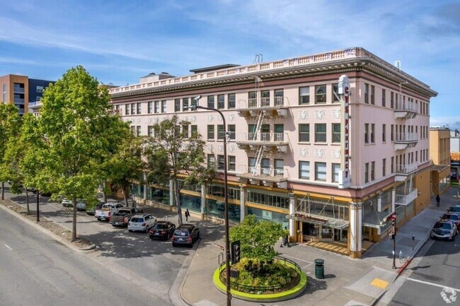 Building Photo - Shattuck Apartments