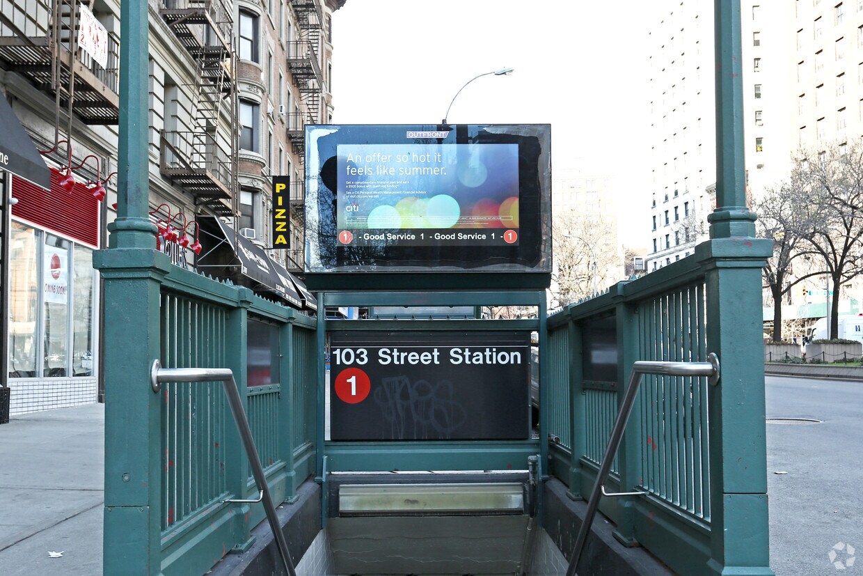 Foto del edificio - 242-244 W 103rd St