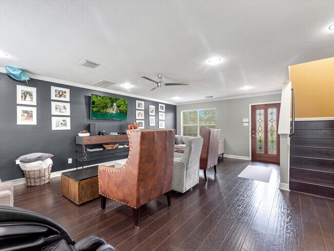 Foto del edificio - 12123 Ravens Nest Ln