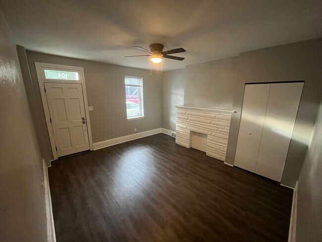 Building Photo - Newly Renovated 2 Bedroom House In Shadysi...