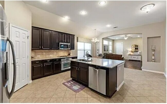 Foto del edificio - Charming 3BR House in McKinney