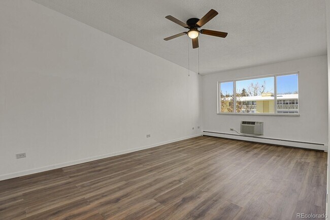 Foto del edificio - 700 S Alton Way