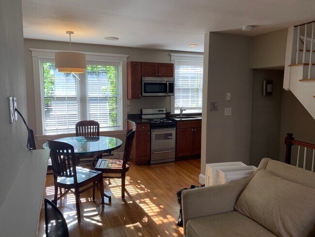 Foto del edificio - 16 Cedar Lane Way