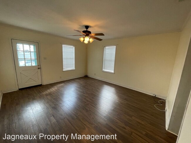 Building Photo - 3 br, 2 bath House - 518 Cherry St