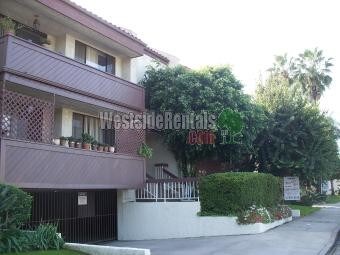 Foto principal - 14424 Magnolia Blvd