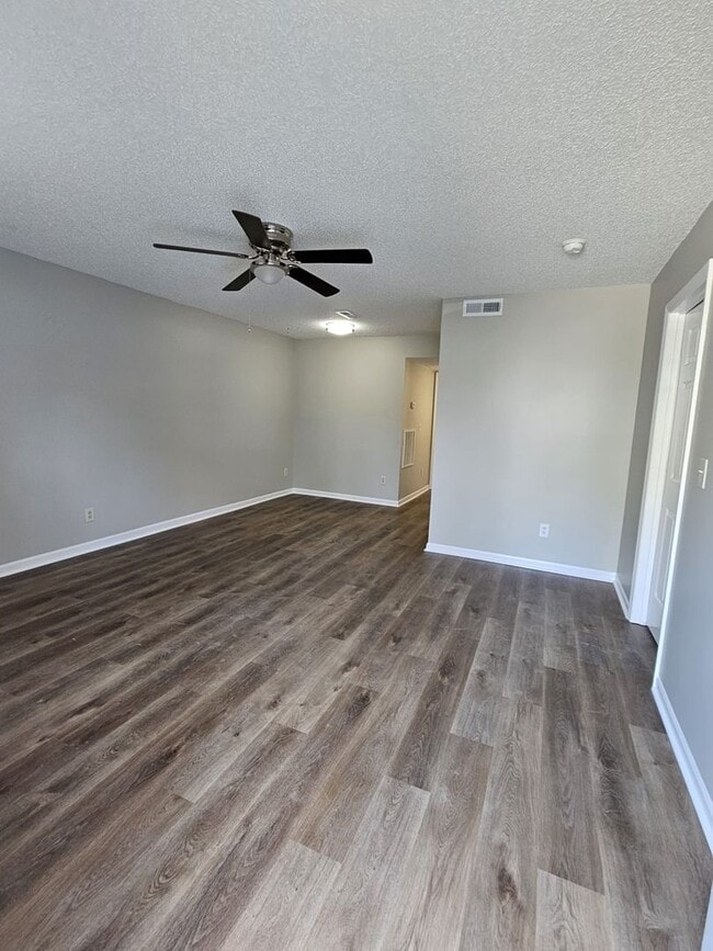 Photo - Three bedroom, 2 bath condo in High Point