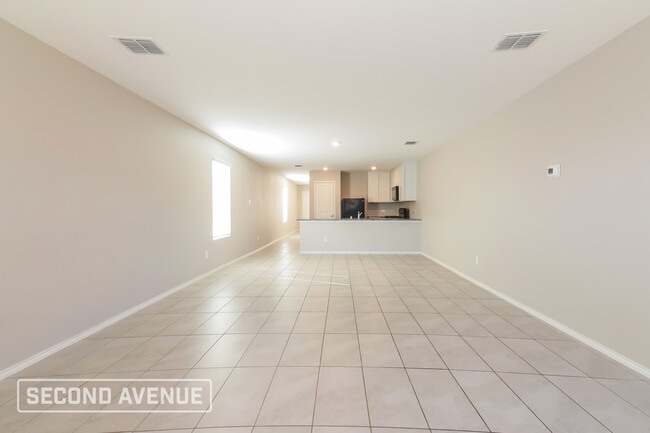 Foto del edificio - 2421 Eldor Wy