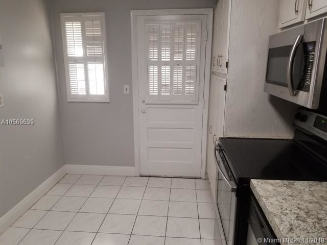 Foto del edificio - 2990 NW 46th Ave