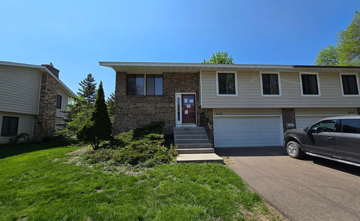 Primary Photo - 2234 Oregon Ct