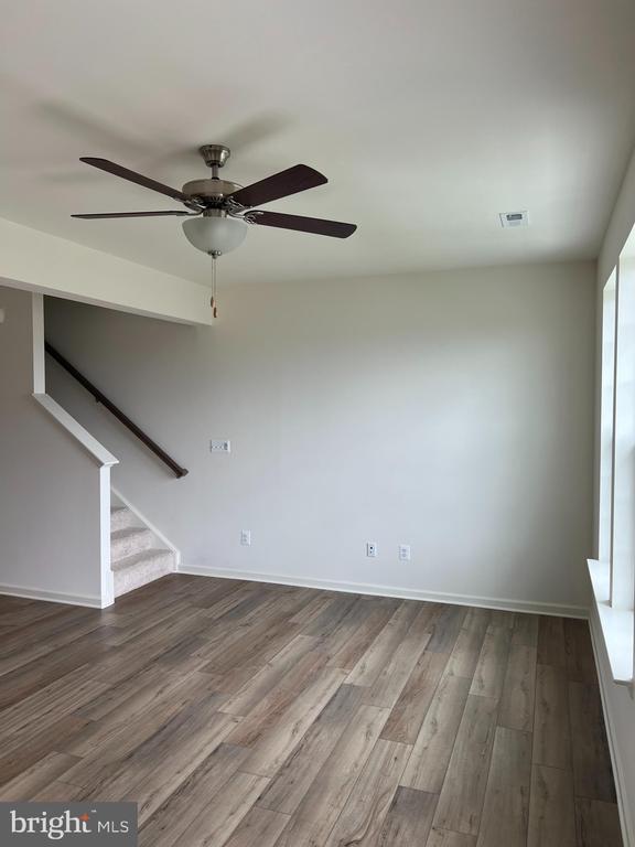 Building Photo - 115 Clifton Mnr